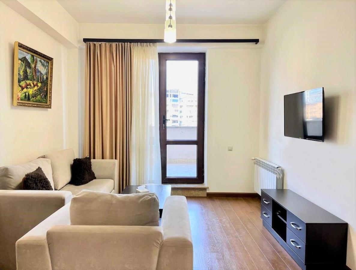 Yerevan House Luxury Apartment 5 ภายนอก รูปภาพ